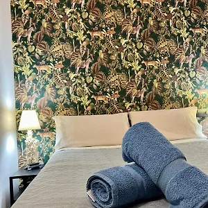 https://amazing-apartment-in-malaga-oldtown-calle-carreteria.1costadelsol.com